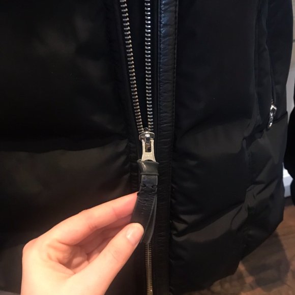 Women's Mackage Winter Coat. Black. Small/XS - Picture 3 of 11